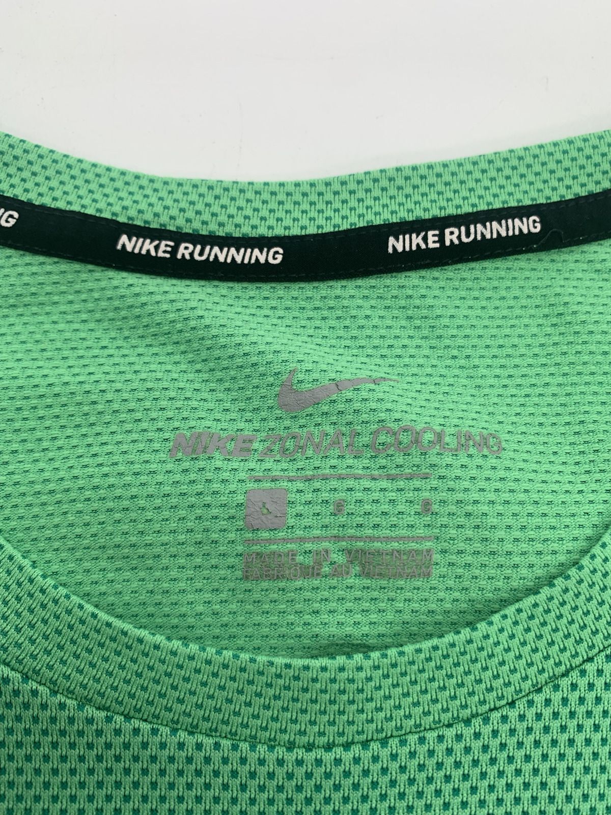 Nike Zonal Cooling Short Sleeve Green Training Top Men's - UK L