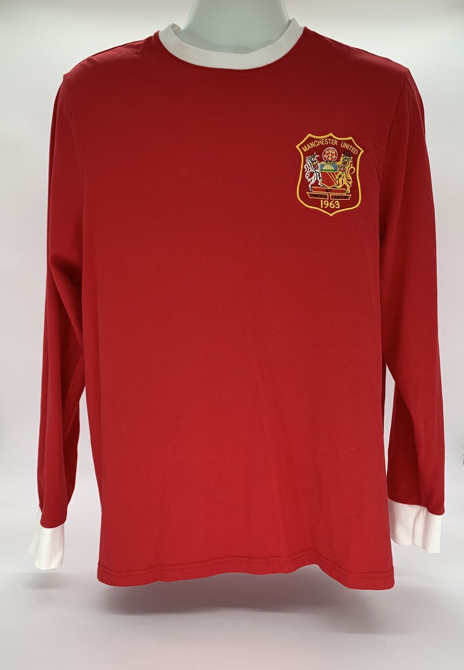 The Manchester United 1963 Retro FA Cup Final red shirt  - Size L