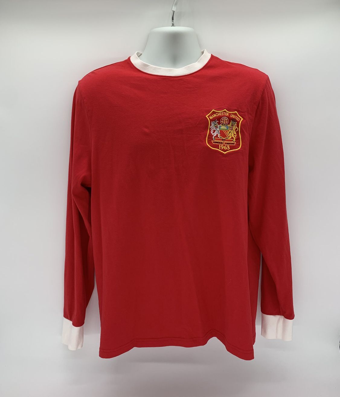 The Manchester United 1963 Retro FA Cup Final red shirt  - Size L